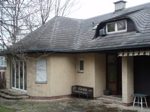 Studio is located behind the main house on a property on the outskirts of Vienna